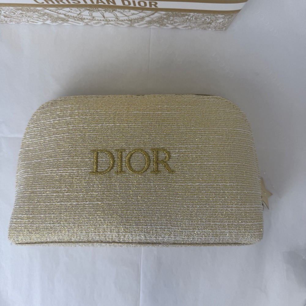 NWT DIOR GIFT SET LIMITED EDITION Beauty case +2 product best gift - Picture 3 of 6